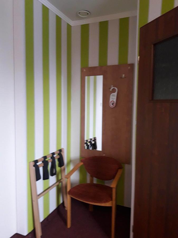 Hotel Paola Kutno Luaran gambar